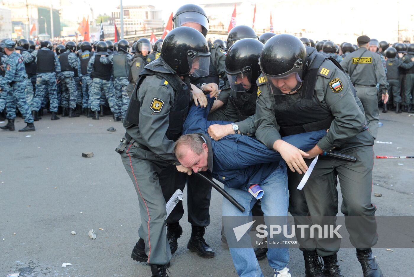 Opposition stages March of Millions rally in Moscow