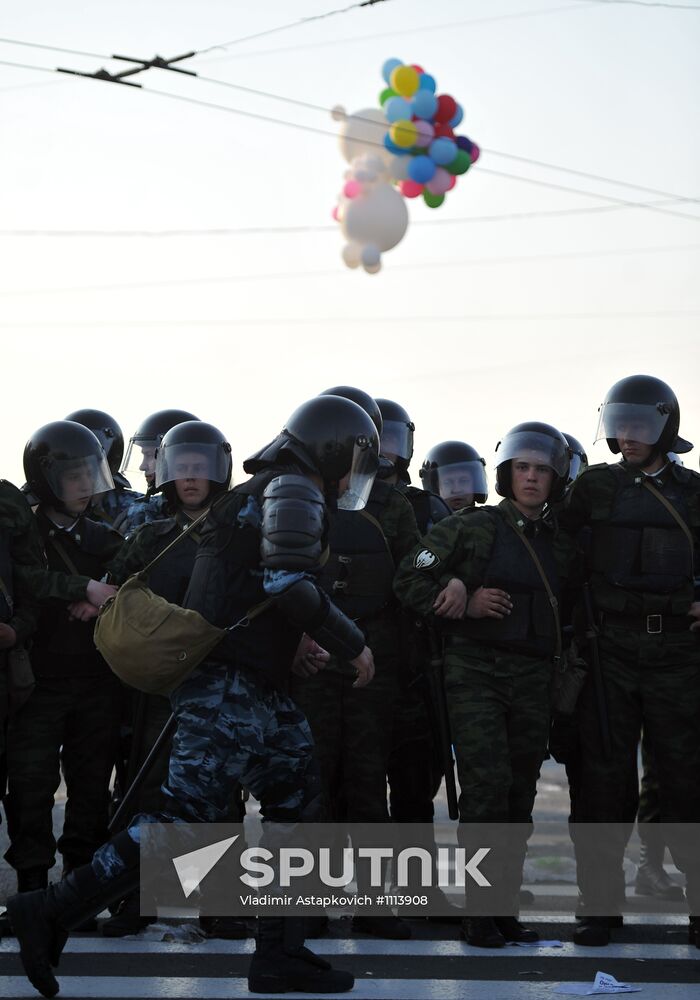 Opposition stages March of Millions rally in Moscow