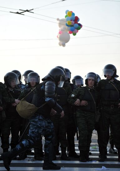 Opposition stages March of Millions rally in Moscow