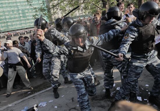 Opposition stages March of Millions rally in Moscow