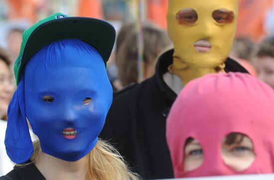 Opposition stages March of Millions rally in Moscow
