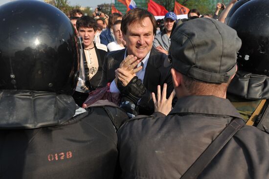 Opposition stages March of Millions rally in Moscow