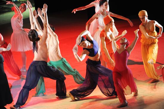 "Nijinsky" performed by Hamburg Ballet