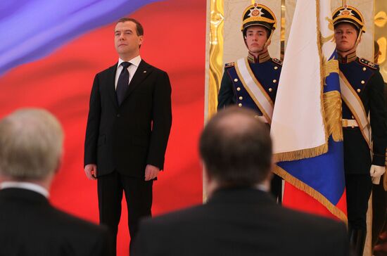 Dmitry Medvedev enters Grand Kremlin Palace