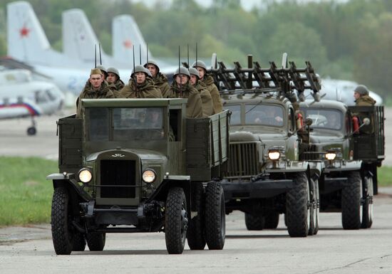 Preparing military equipment for Victory Day parade