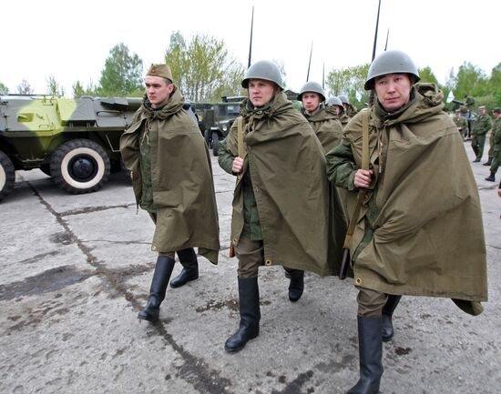 Preparing military equipment for Victory Day parade