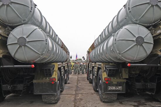 Preparing military equipment for Victory Day parade