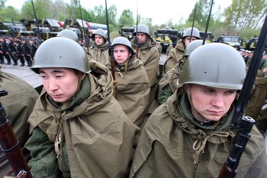 Preparing military equipment for Victory Day parade