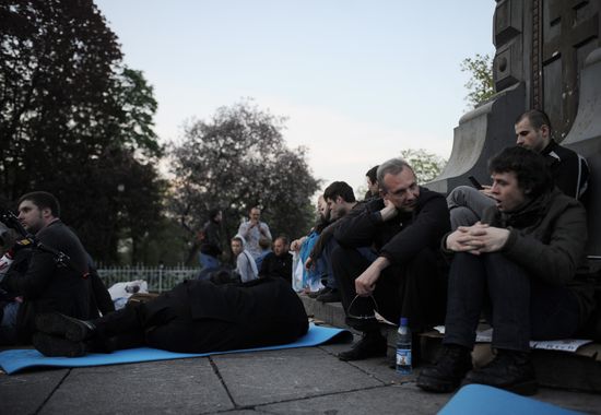 Opposition holds rally in central Moscow