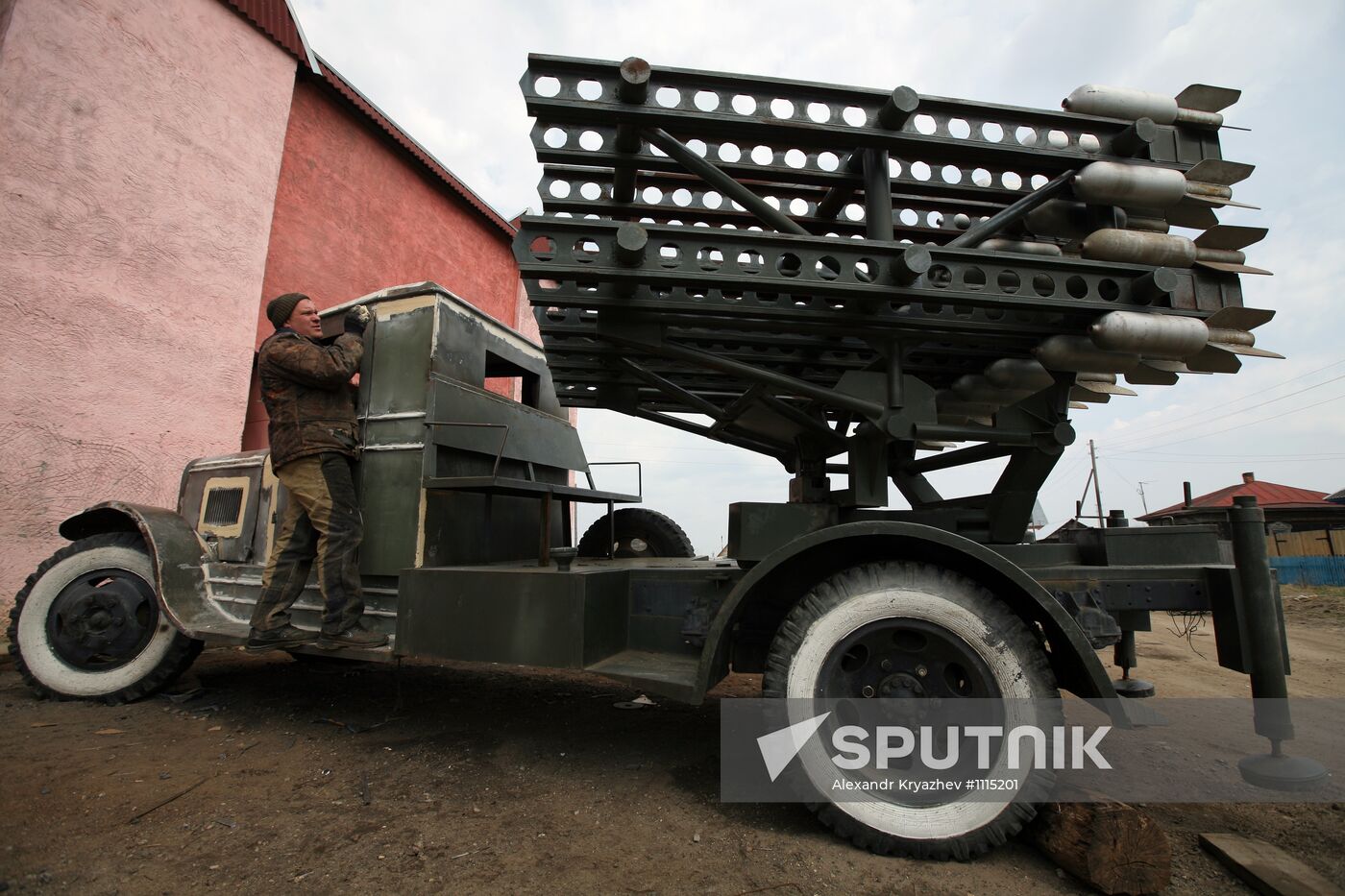 BM 32 "Katysha" combat vehicle restored in Novosibirsk