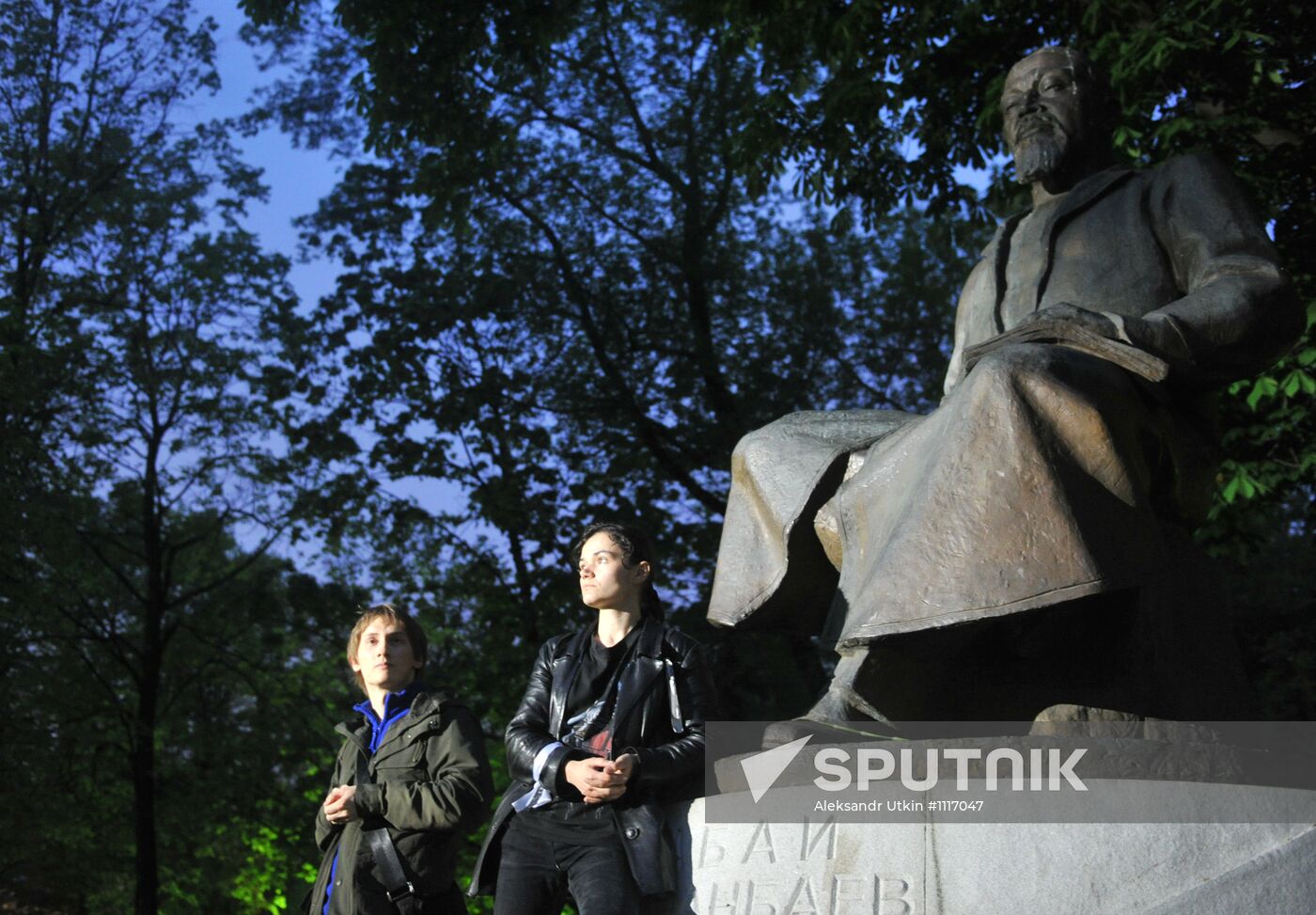 People's festivities at Chistye Prudy