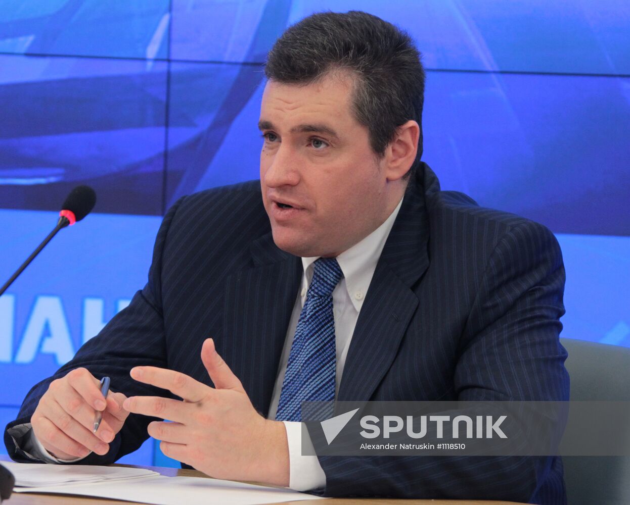Leonid Slutsky holds news conference