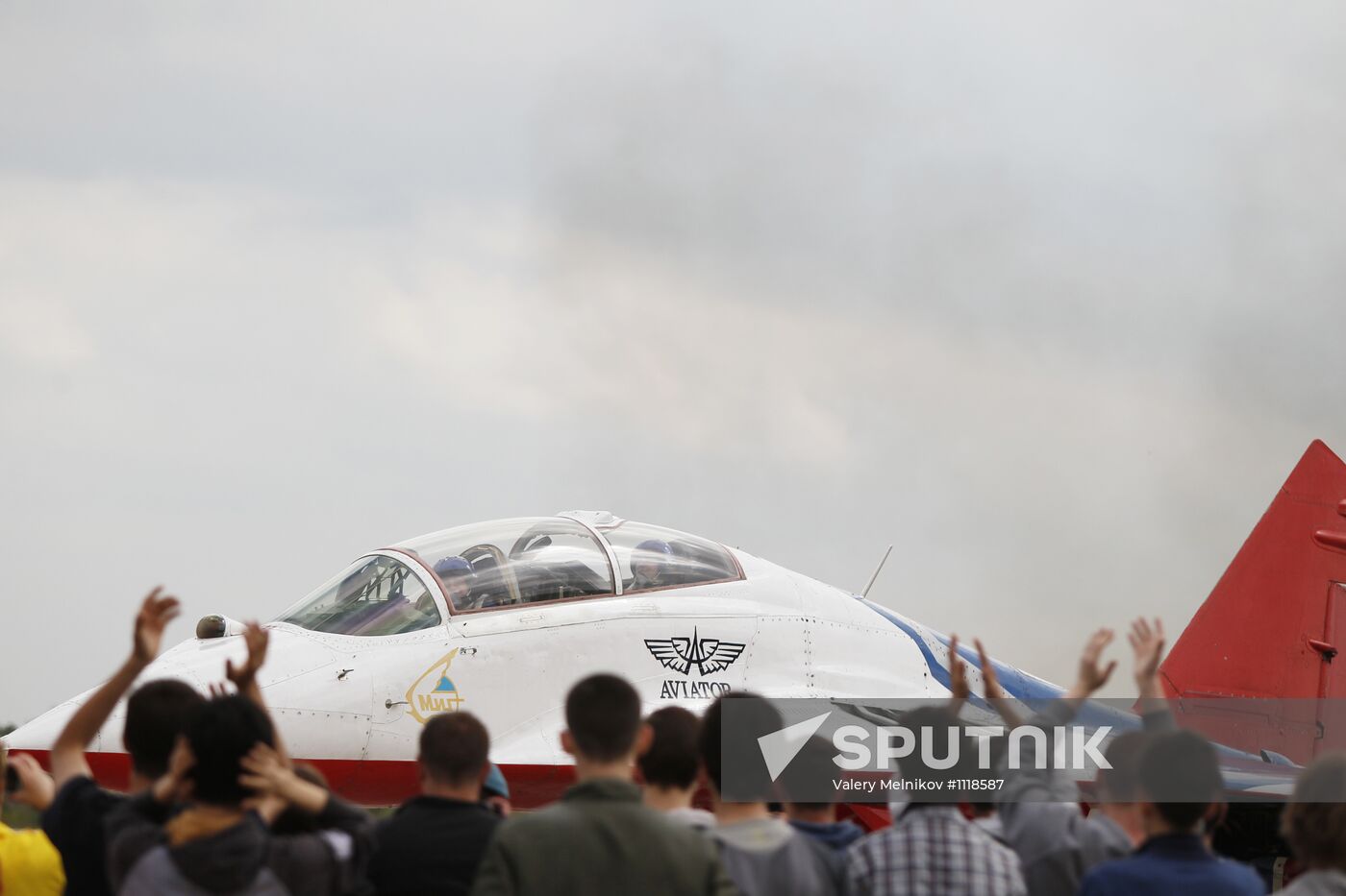 Aviation flying groups "Swifts" and "Russian Knights"