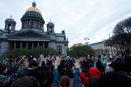 Protesters camp on St. Isaac's Square in St. Petersburg