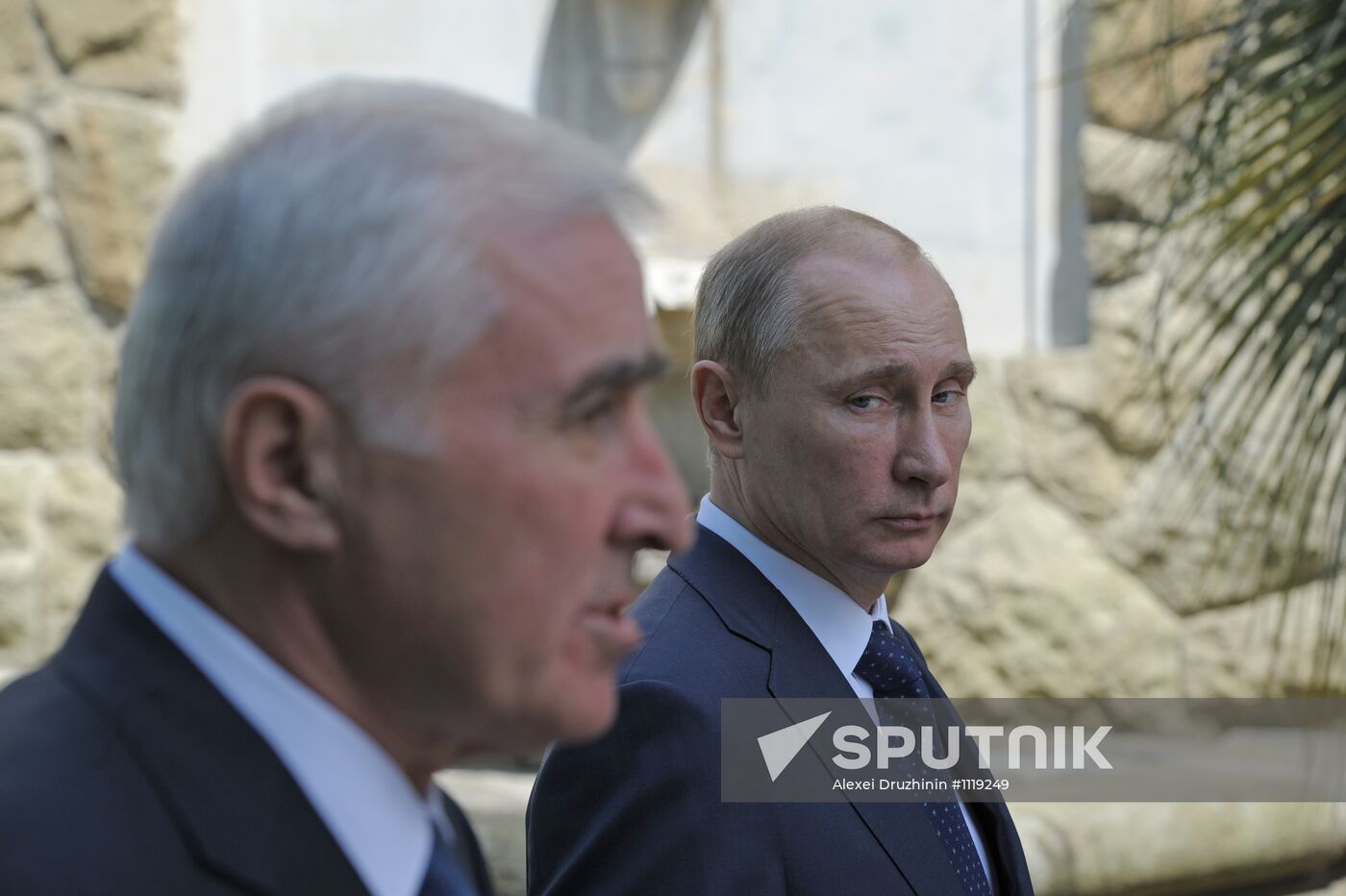 Vladimir Putin meets with Leonid Tibilov
