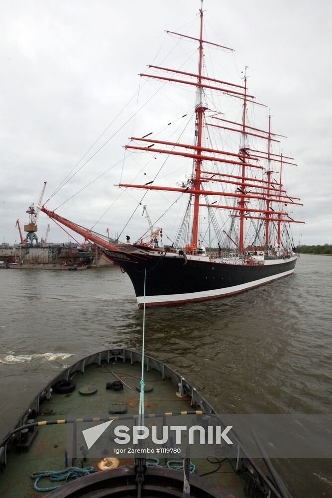 Barque "Sedov" set out on voyage round the world