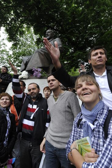 Test Walk rally staged in Moscow