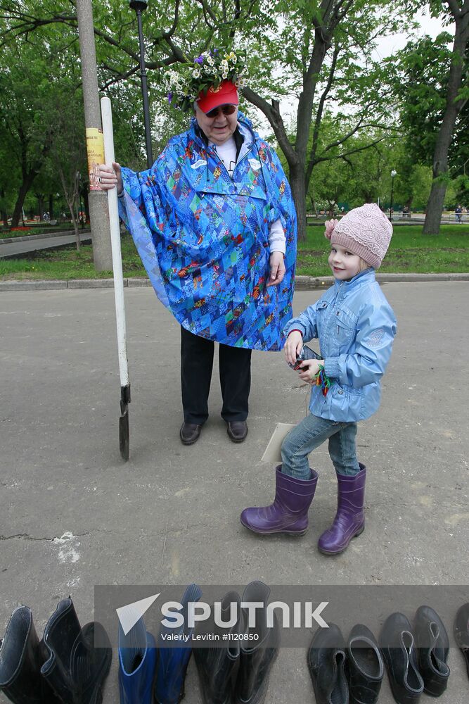 Sunday "Cherry Orchard" festival of arts