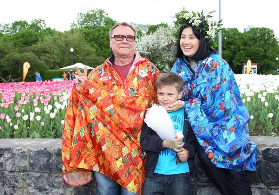 Sunday "Cherry Orchard" festival of arts