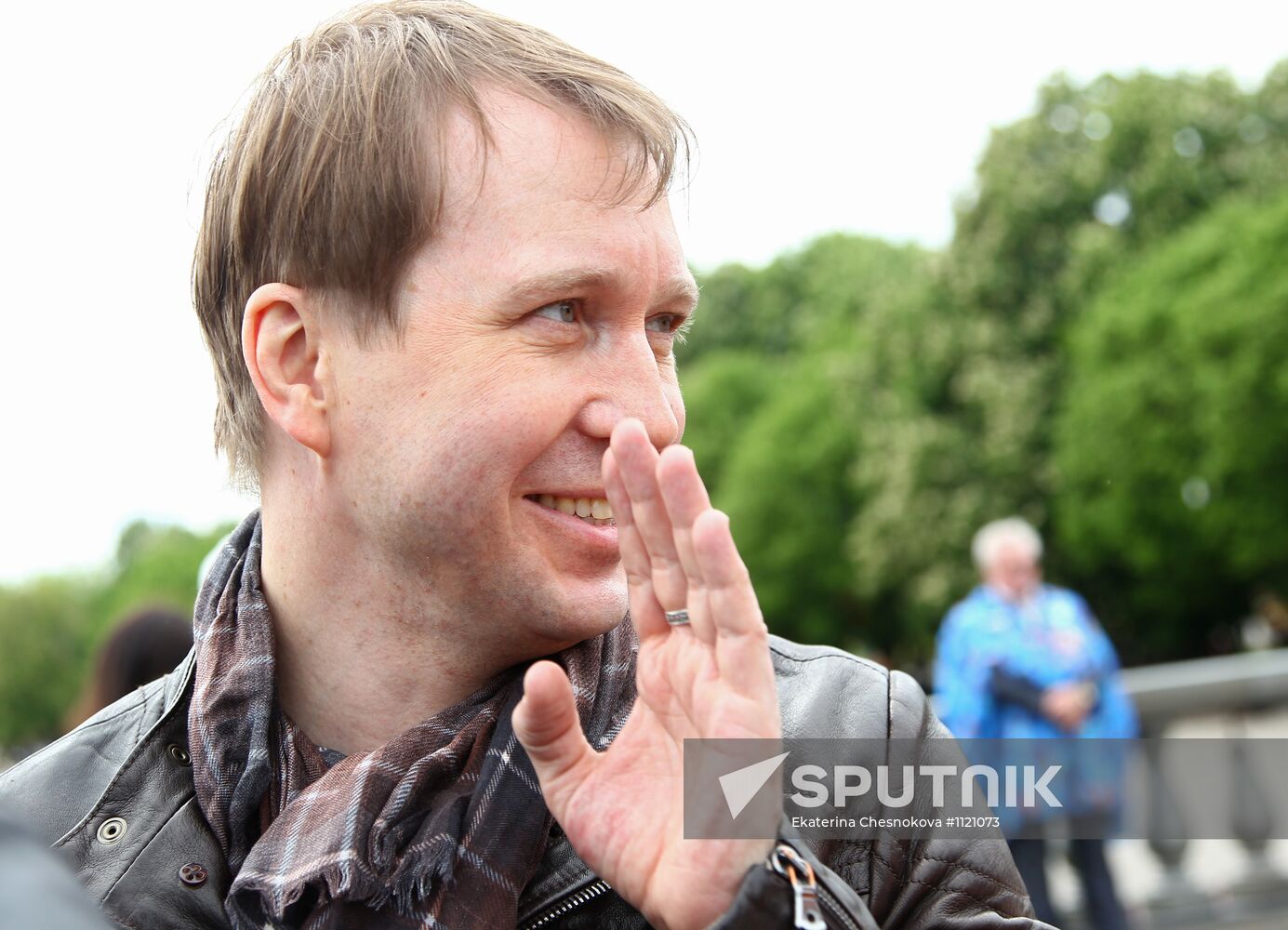 Sunday "Cherry Orchard" festival of arts