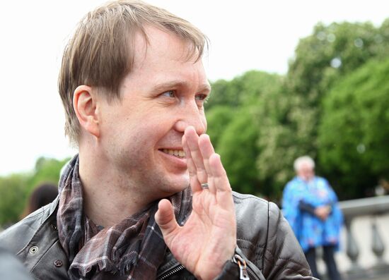 Sunday "Cherry Orchard" festival of arts