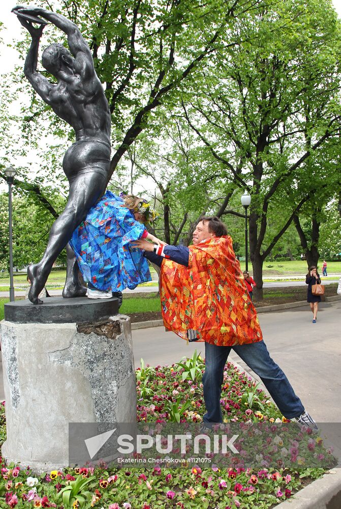 Sunday "Cherry Orchard" festival of arts