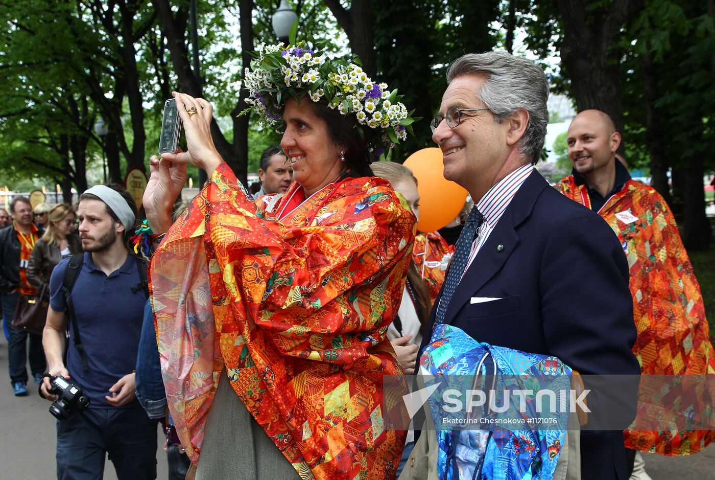 Sunday "Cherry Orchard" festival of arts