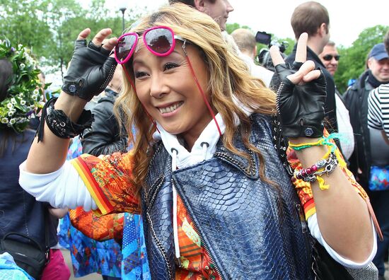 Sunday "Cherry Orchard" festival of arts