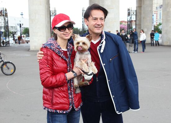 Sunday "Cherry Orchard" festival of arts