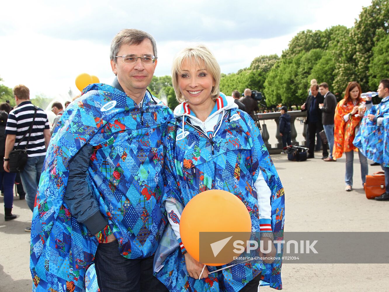 Sunday "Cherry Orchard" festival of arts