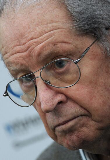 World Chess Championship 2012 match. Day Three