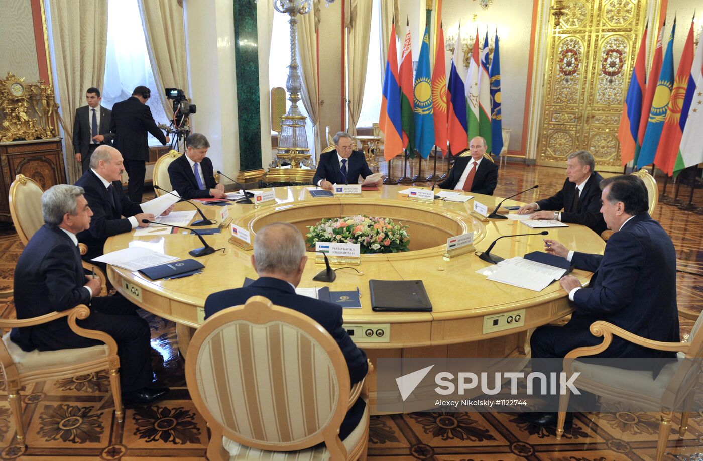 CSTO leaders meet in Kremlin