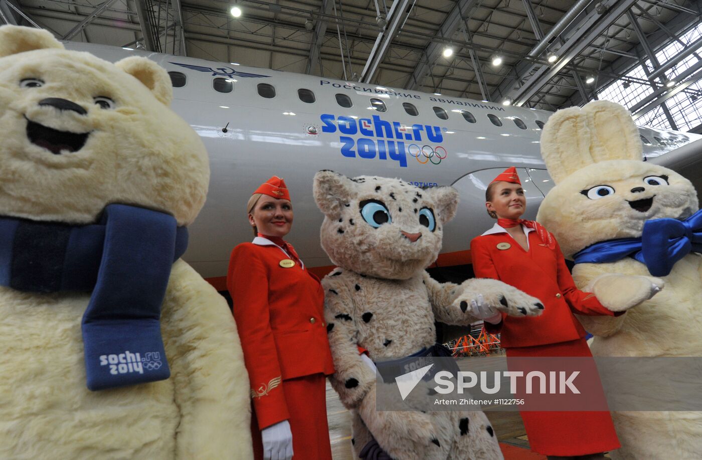 Presentation of Aeroflot plane with Olympic insignia