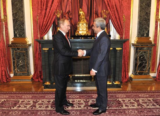 CSTO leaders meet in Kremlin