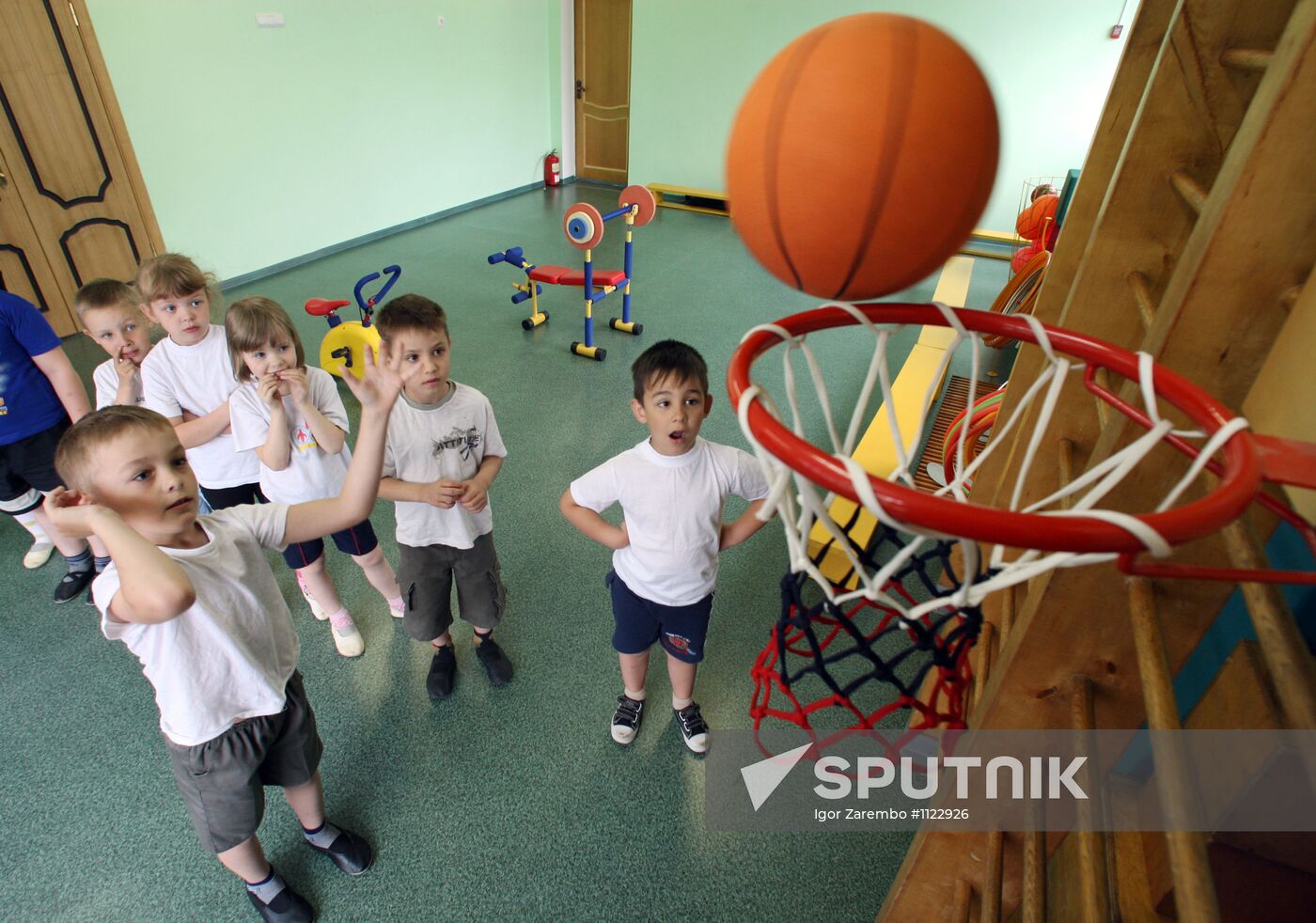Fitness lessons in kindergarten № 53 in Kaliningrad