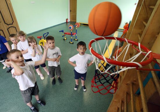 Fitness lessons in kindergarten № 53 in Kaliningrad