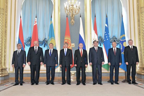 CSTO leaders meet in Kremlin