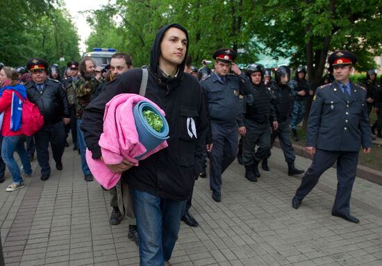 Opposition camp in Chisty Prudy is dispersed by police