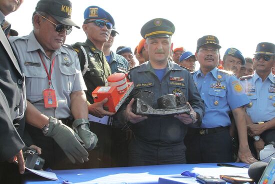 Flight recorders of Sukhoi SuperJet 100 delivered to Jakarta