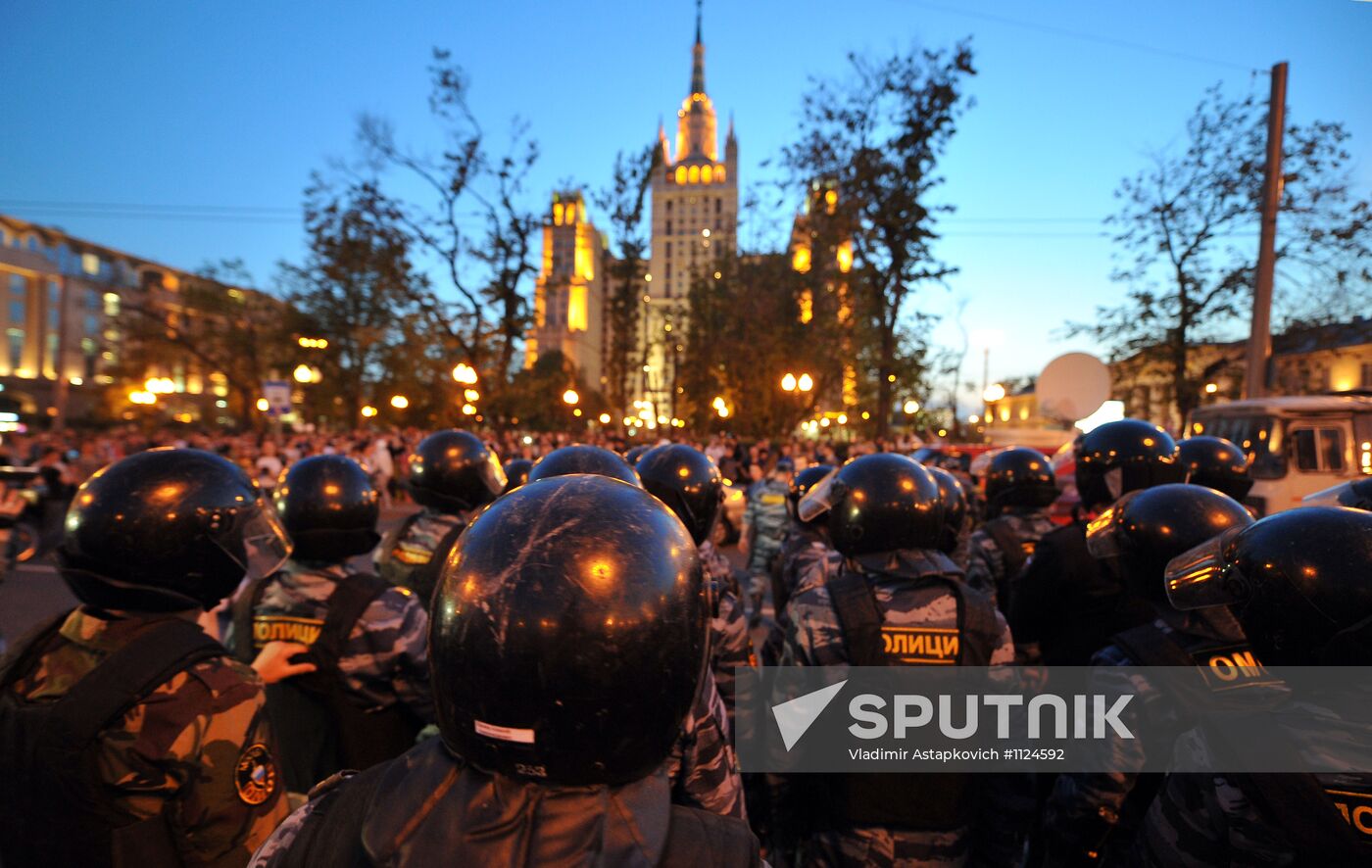 Opposition activists gathered at "Barricadnaya" detained