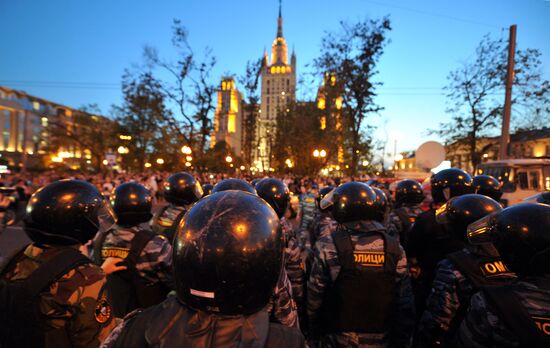 Opposition activists gathered at "Barricadnaya" detained