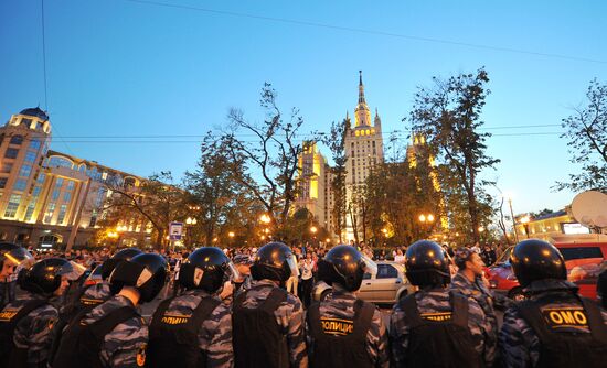 Opposition activists gathered at "Barricadnaya" detained