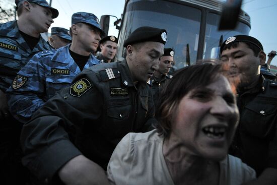 Opposition activists gathered at "Barricadnaya" detained