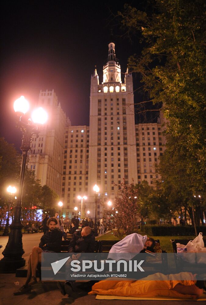 Opposition camp in park off Barrikadnaya subway station