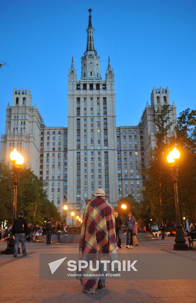 Opposition camp in park off Barrikadnaya subway station