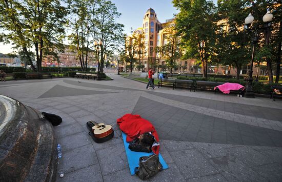 Opposition camp in park off Barrikadnaya subway station
