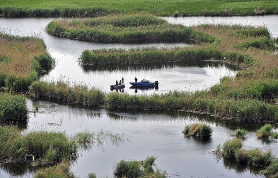 Curbing sturgeon poaching in Caspian Sea