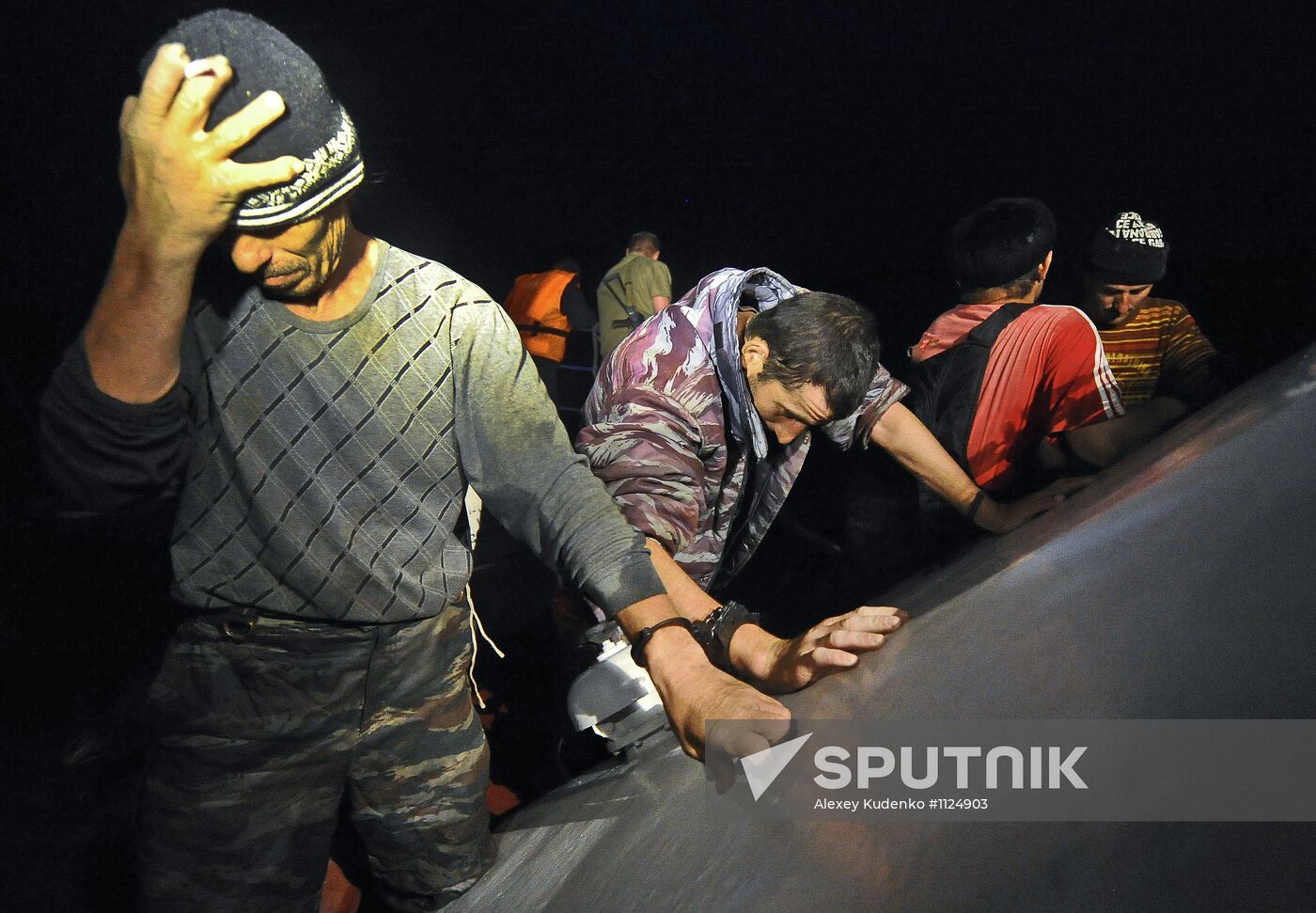 Curbing sturgeon poaching in Caspian Sea