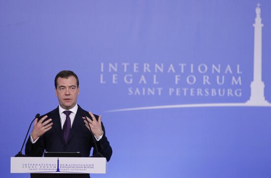 Medvedev at 2nd St Petersburg International Legal Forum