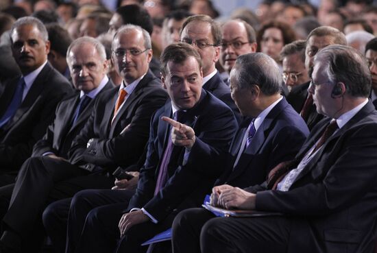 Medvedev at 2nd St Petersburg International Legal Forum